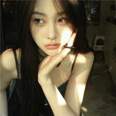 不装了,我比英雄还强