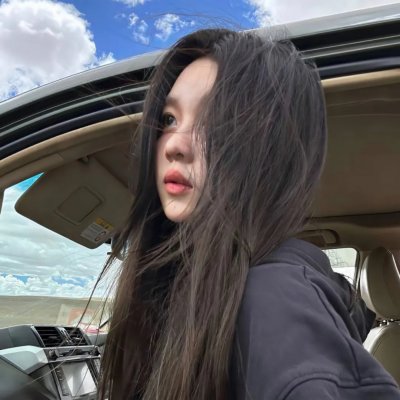 10号舱里的女人